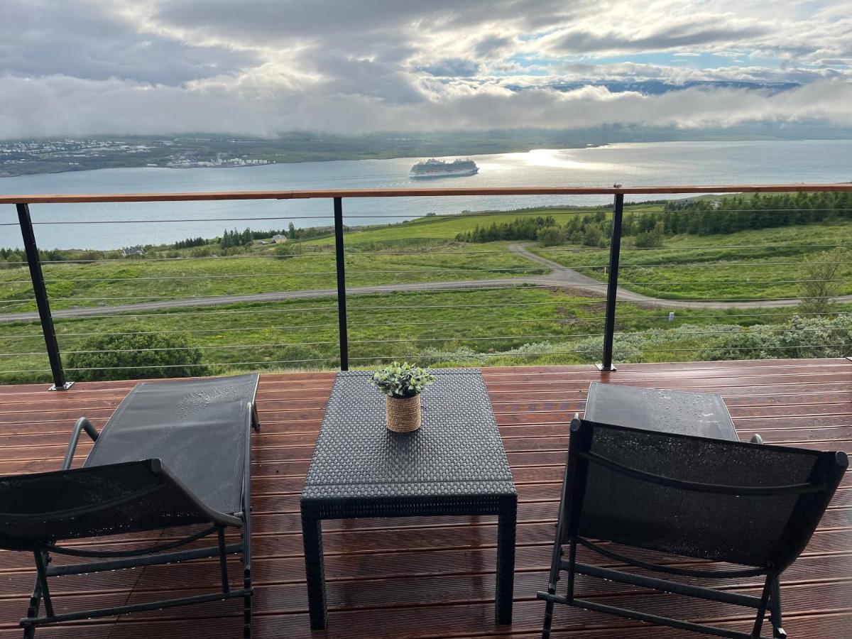 Akureyri - Cabin With An Amazing View Villa Esterno foto