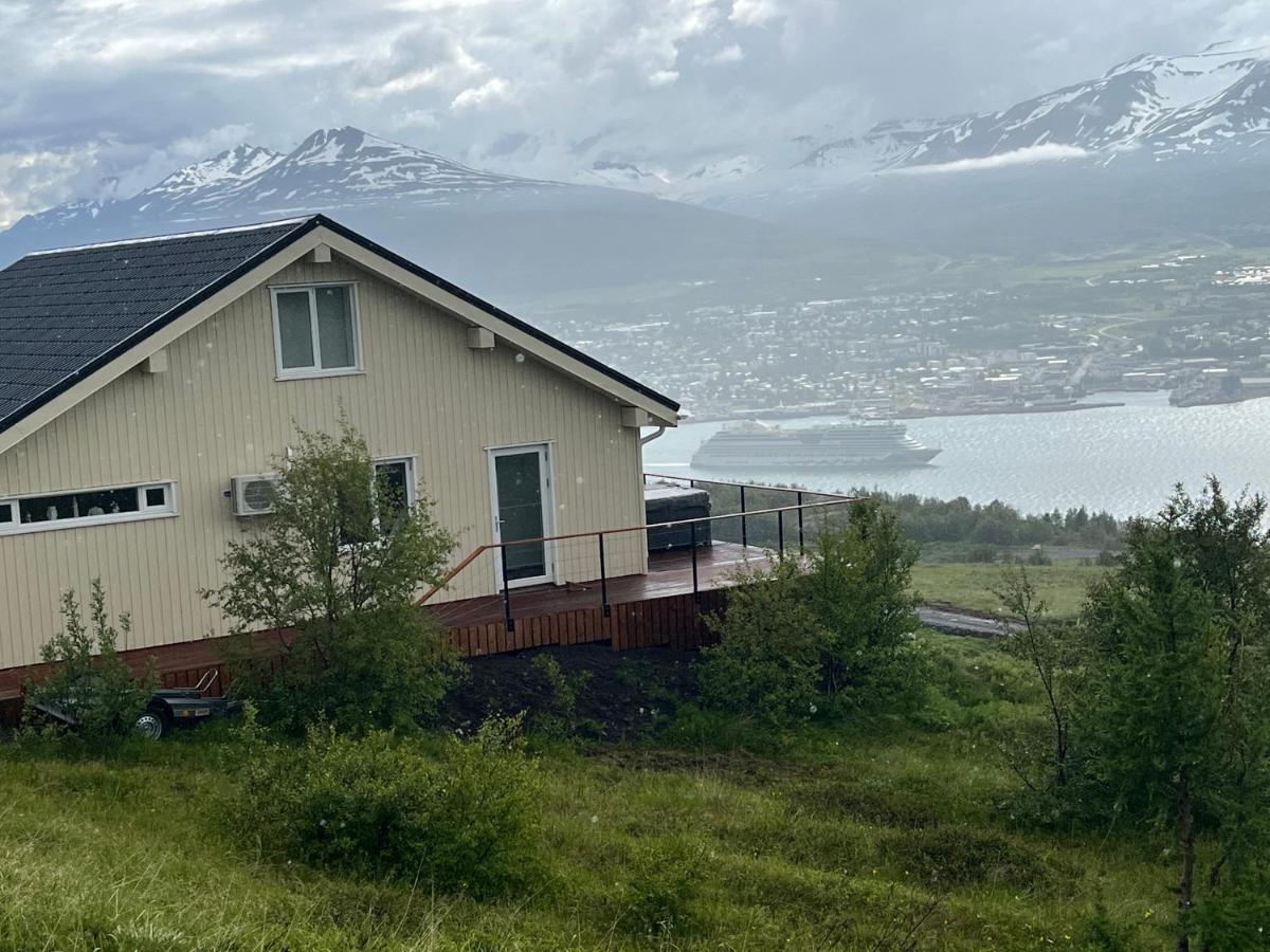 Akureyri - Cabin With An Amazing View Esterno foto