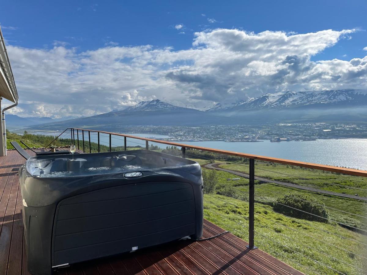 Akureyri - Cabin With An Amazing View Esterno foto