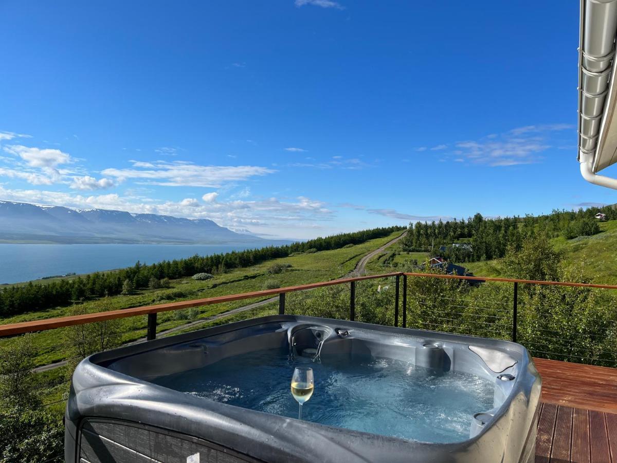 Akureyri - Cabin With An Amazing View Villa Esterno foto